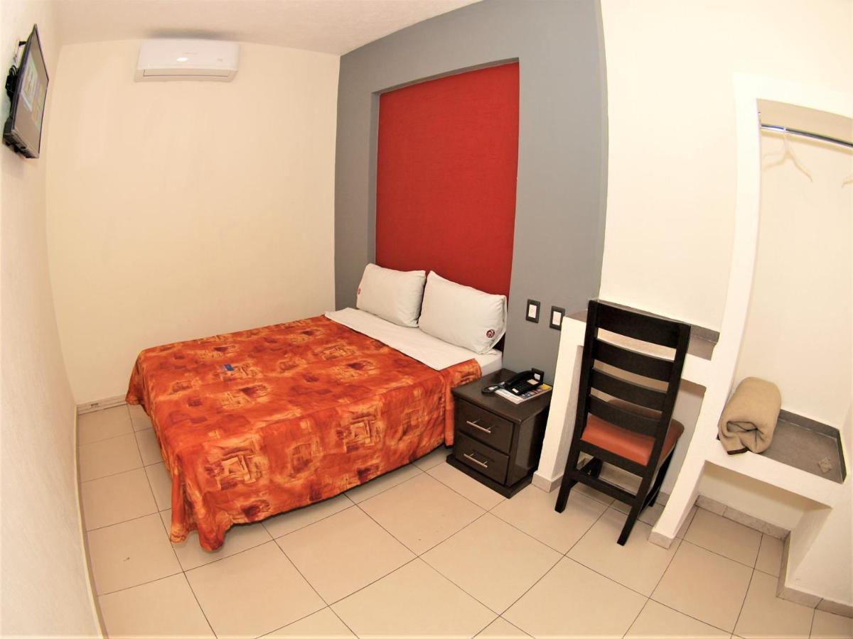 Hotel Jorge Alejandro Guadalajara Kültér fotó